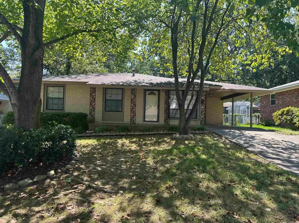 9005 Penrose Ln, Little Rock, AR 72205