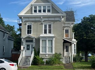 302-304 Lenox Ave, Oneida, NY 13421