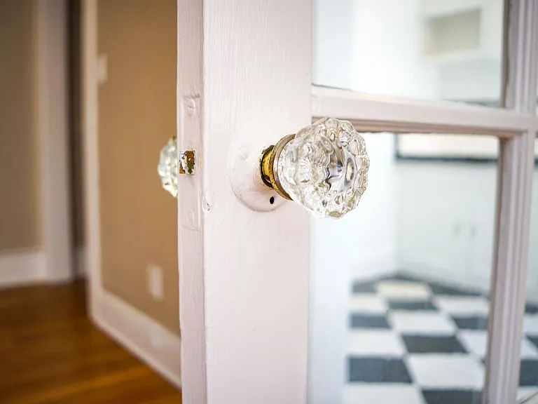 751 SW Vista Ave #9 — Photo 9