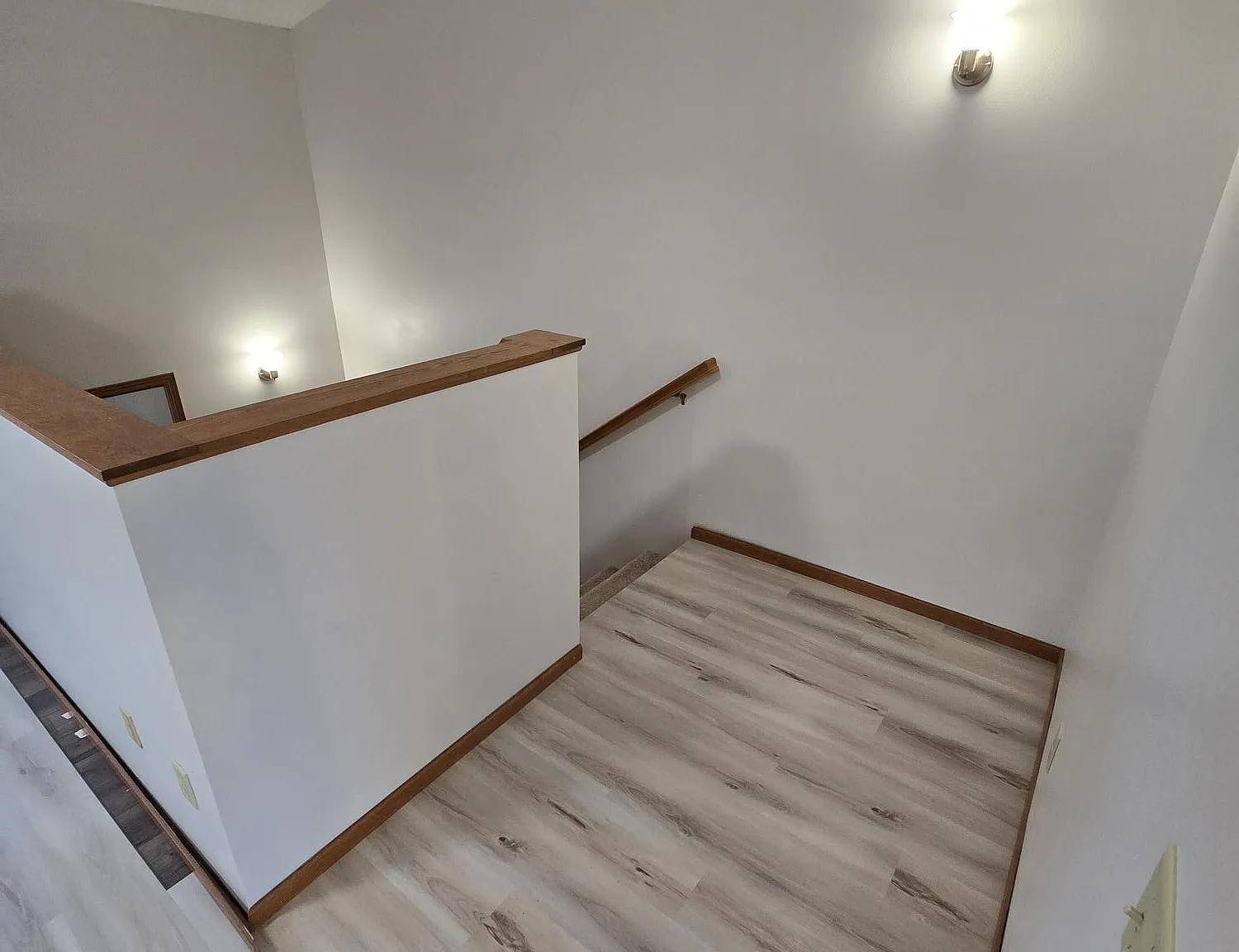 4033 Jill Dr — Photo 3