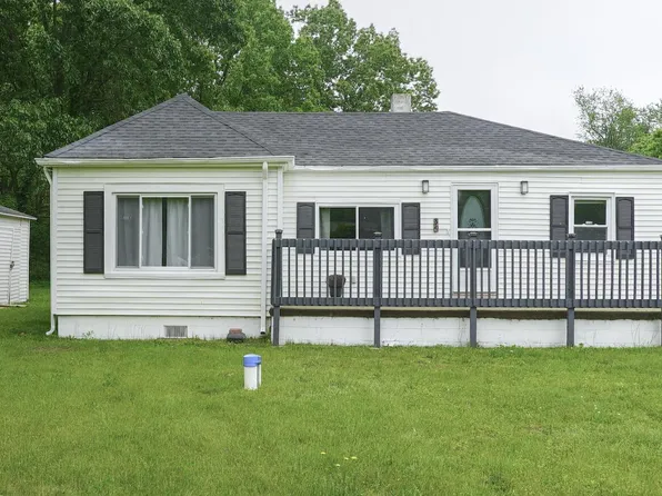 879 Carberry Rd, Niles, MI 49120