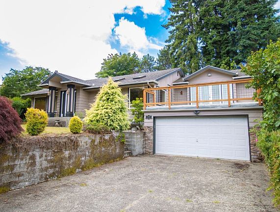 4th image of 7804 Chinook Ave