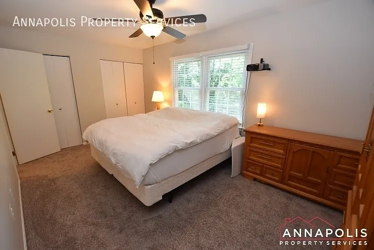 518 Bay Dale Ct — Photo 11