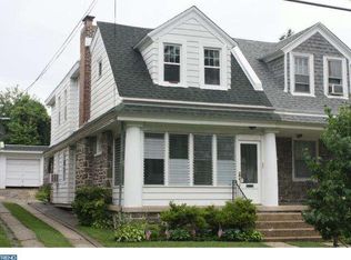 556 Fairthorne St, Philadelphia, PA 19128