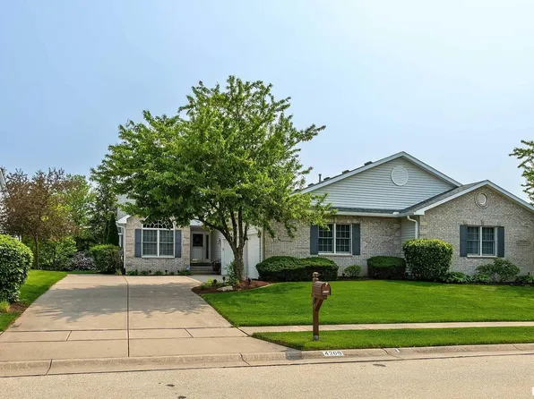 4209 E 58th St, Davenport, IA 52807