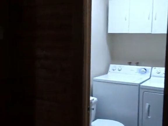 1/2 bath laundry