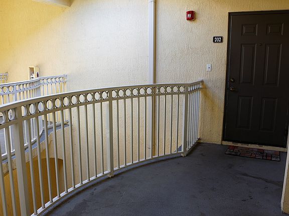 5th image of 10022 NW 7th St Unit 202