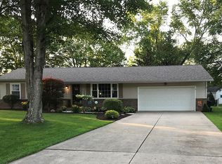 132 Winter Ln, Cortland, OH