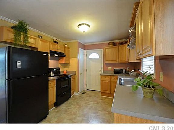 3rd image of 6228 Bridlewood Ln