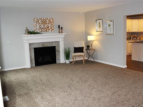 4th image of 2315 Agassiz Dr