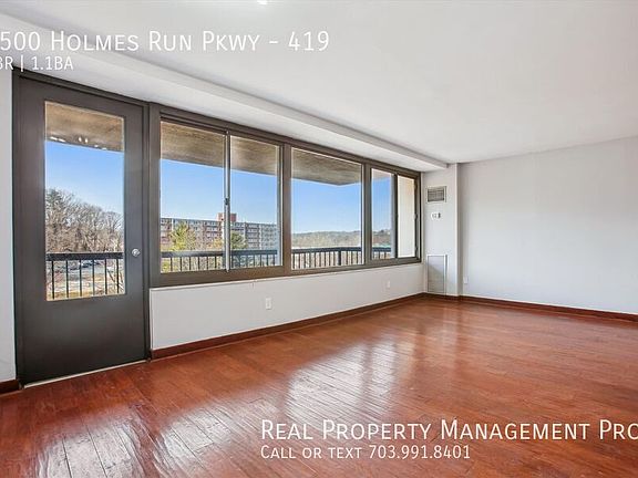 4th image of 5500 Holmes Run Pkwy APT 419