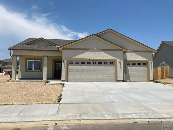 6217 Sawyer Ridge Dr, Pueblo, CO 81008
