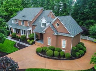 3206 Queens Grant Dr, Midlothian, VA 23113