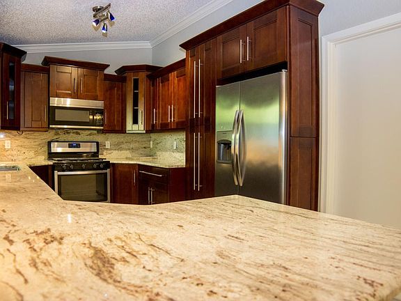 5th image of 5722 Lake George Pl