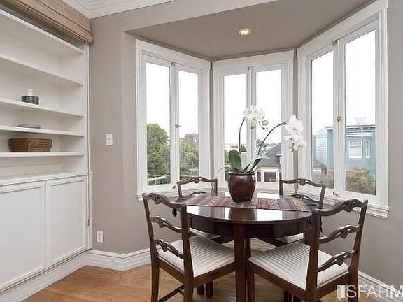 5th image of 840 Lake St APT 5