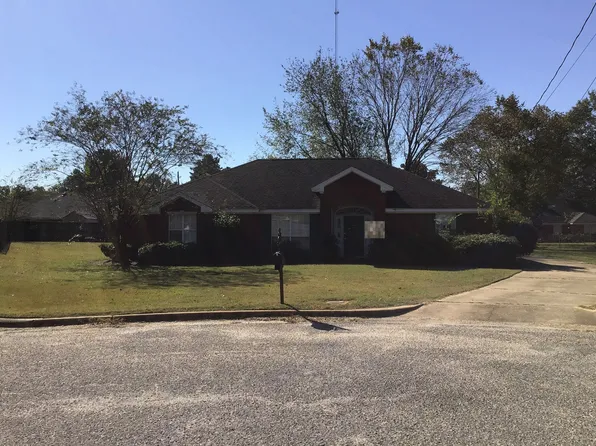 904 Daisy Ct, Montgomery, AL 36117