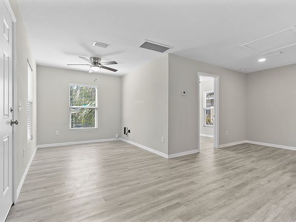 3rd image of 650 1/2 26th Ave S