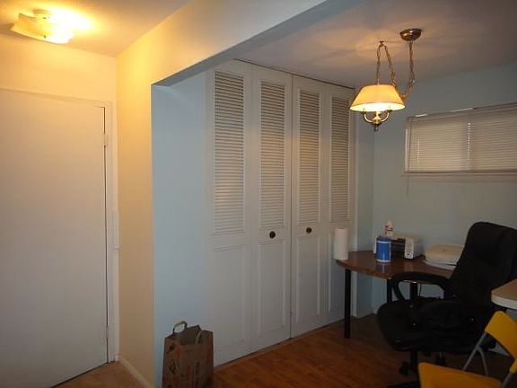3rd image of 46K Shrewsbury Green Dr