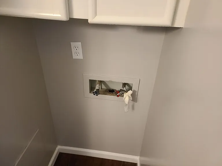 604 Ellen Dr — Photo 16