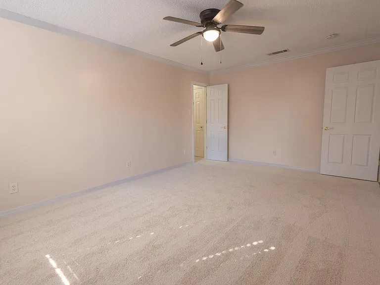 1206 Marigold Ln — Photo 38