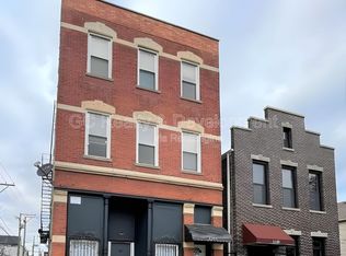 1344 W 19th St UNIT 2F, Chicago, IL 60608