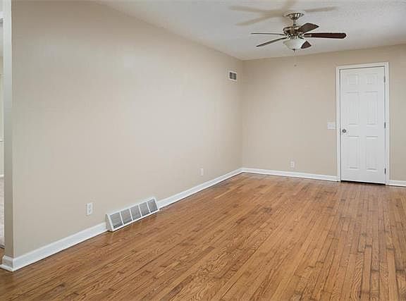 5th image of 4456 N Walrond Ave