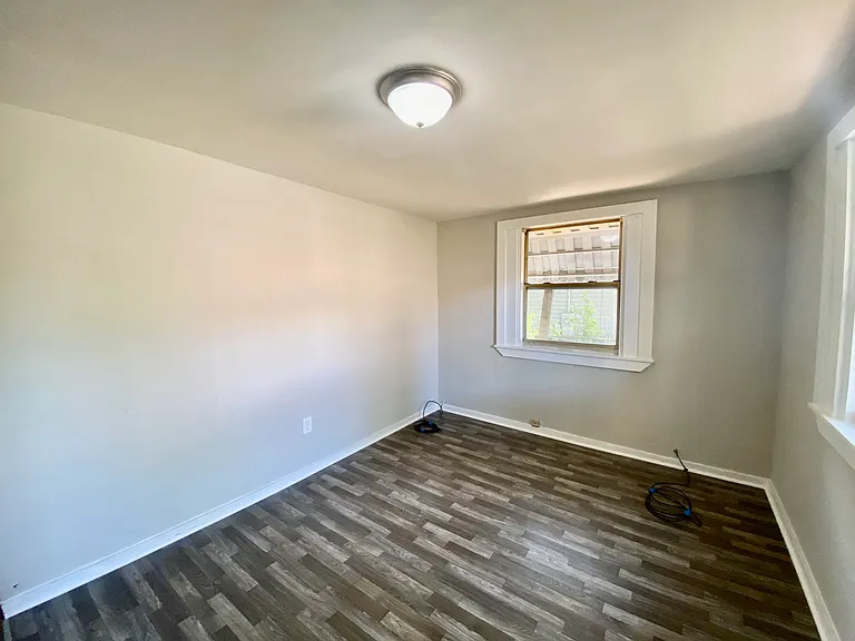 510 N Q St — Photo 6