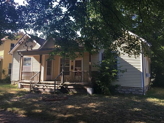 3rd image of 306 W Wea St