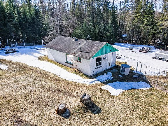 2nd image of 3246 Clausen Rd