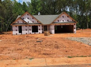 59 Mockingbird Ln #13, Winder, GA 30680