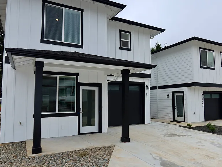 6606 Maddie Nichole St SE — Photo 23