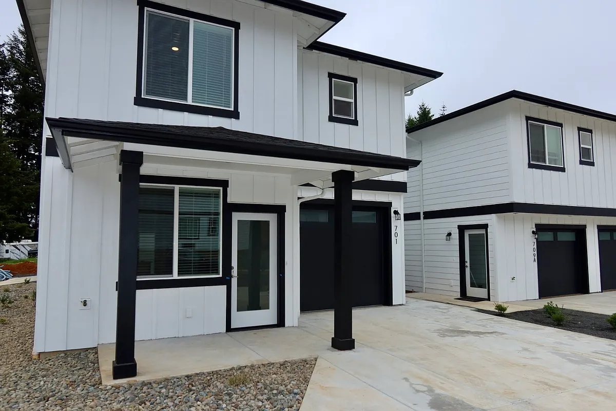 Building Photo - 6606 Maddie Nichole St SE