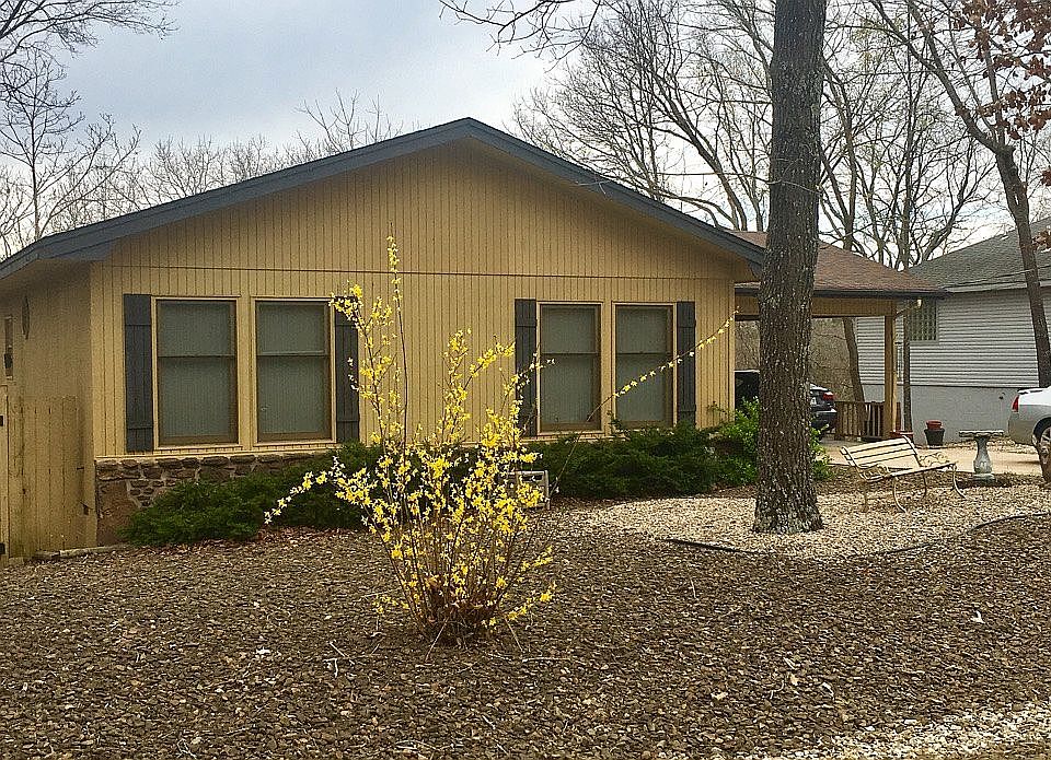 1st image of 34 Penrith Dr