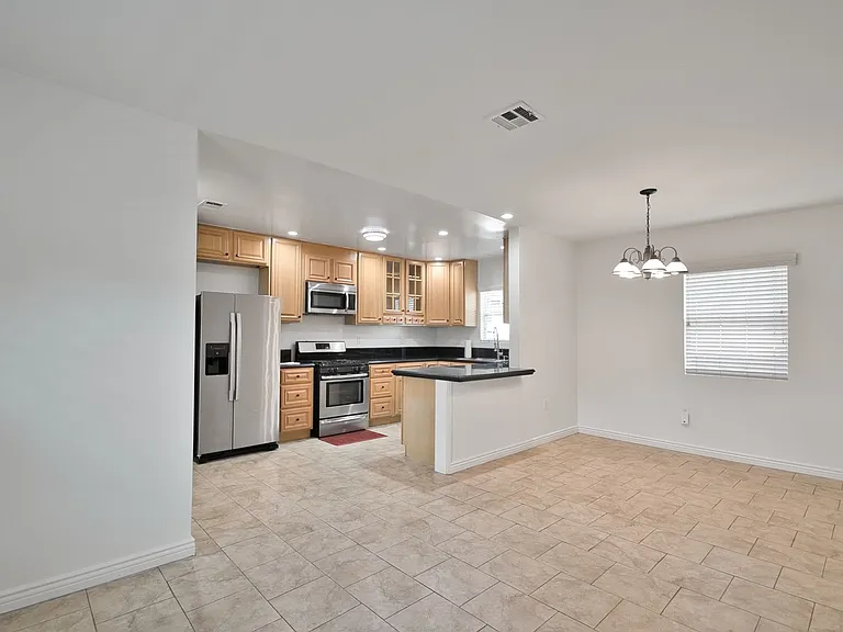 4938 Pearce Ave — Photo 7