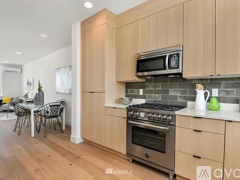 908 N 46th St #C — Photo 10
