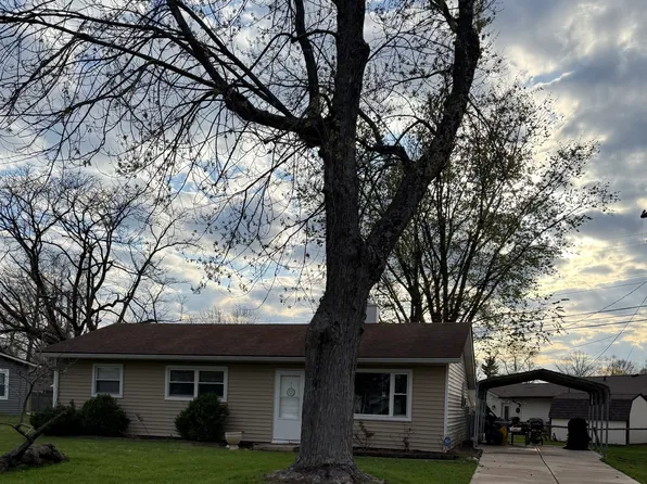 212 Mooreland Dr, New Whiteland, IN 46184