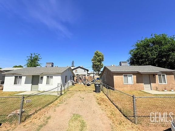 3rd image of 7716 Hall Rd