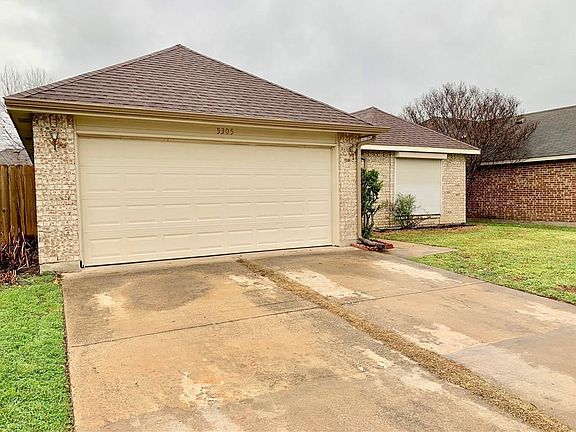 2nd image of 5305 Manhassett Dr
