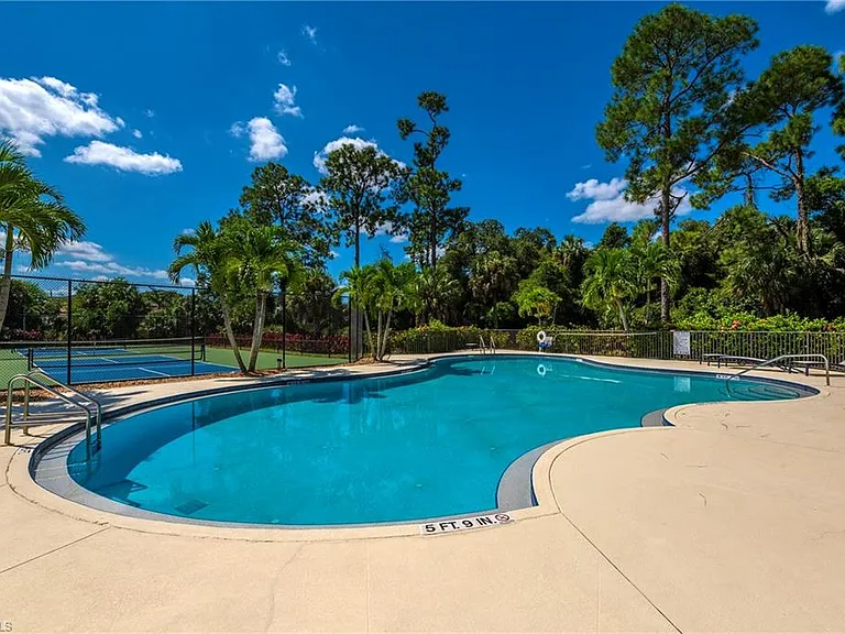 5060 Coldstream Ln — Photo 32