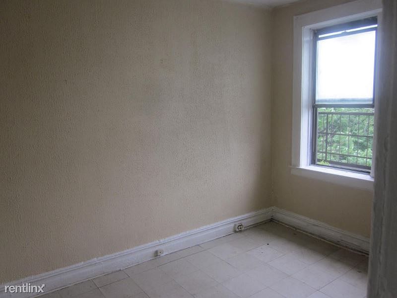 2nd image of 2 Wolcott Ter APT 10
