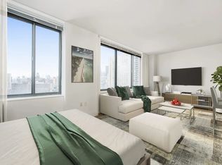 222 E 34th St APT 2201, New York, NY 10016