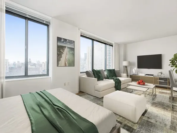 222 E 34th St, New York, NY