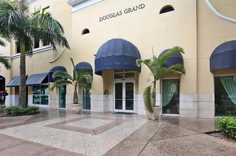 1 bed, 780 sqft, $2,300 — Photo 3