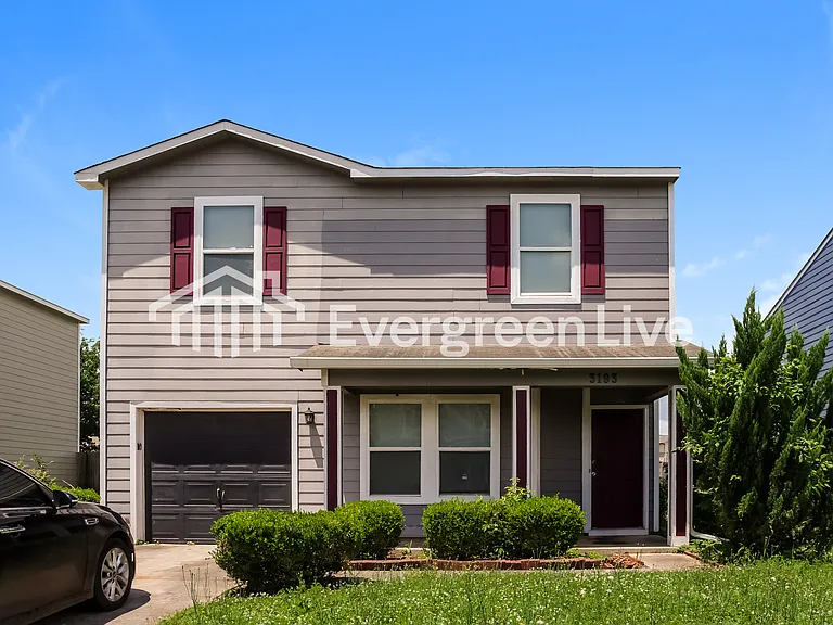 3193 Castlecreek Dr SW — Photo 1