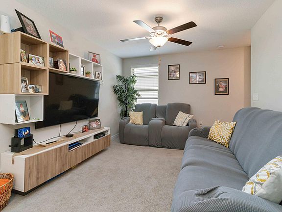 4th image of 3725 Daisy Bloom Pl