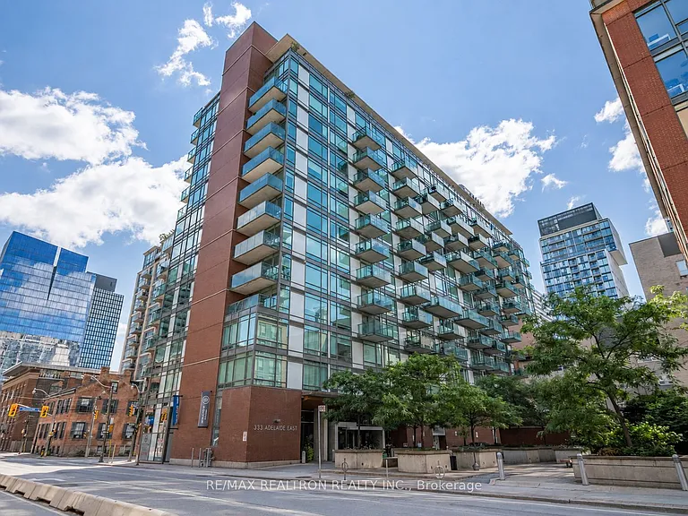 218 King St E #320 — Photo 33
