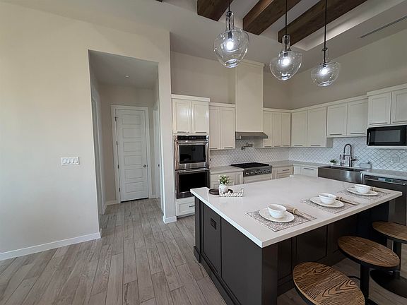 5th image of 2929 Melville Loop