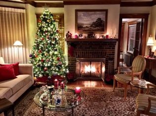 386 School St, Watertown, MA 02472