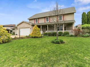 3001 Weeping Cherry Dr, Champaign, IL