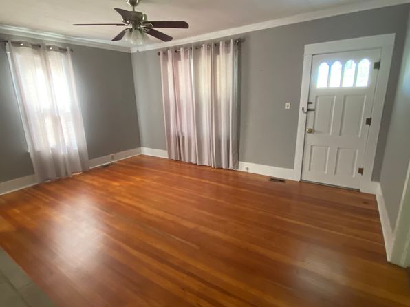 323 Weakley Creek Rd